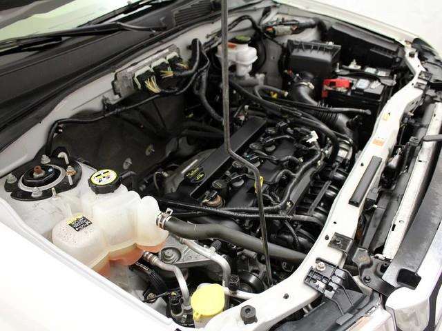 Ford Escape 2012 photo 26